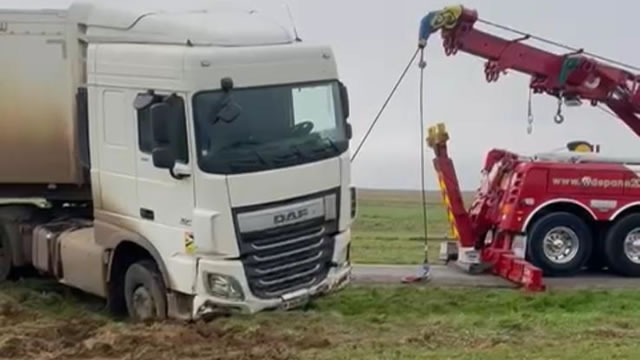 Intervention pour dépannage remorquage tous poids lourds